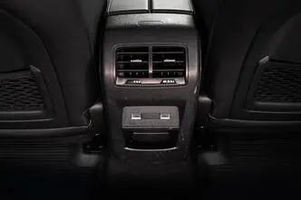 Peugeot 408, bensiin, automaat, esivedu