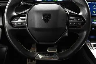 Peugeot 408, bensiin, automaat, esivedu