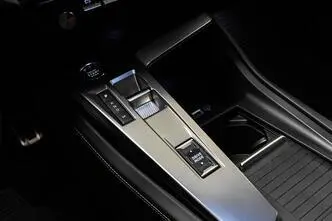 Peugeot 408, bensiin, automaat, esivedu