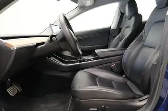 Tesla Model 3, 155 kW, electric, automatic, four-wheel drive