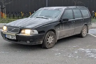 Volvo V70, 2.5, 103 kW, diisel, manuaal, esivedu