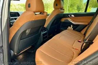 BMW X5, 3.0, 210 kW, hübriid, automaat, nelikvedu