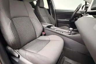 Toyota C-HR, 1.8, 72 kW, hübriid, automaat, esivedu