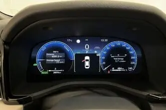 Toyota Camry, 2.5, 137 kW, hybrid, automatic, front-wheel drive