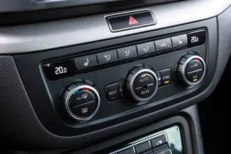 Volkswagen Sharan, 2.0, 103 kW, diisel, automaat, esivedu