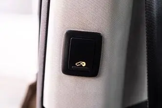 Volkswagen Sharan, 2.0, 103 kW, diisel, automaat, esivedu