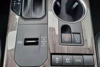 Toyota Highlander, 2.5, 140 kW, hybrid, automatic, four-wheel drive