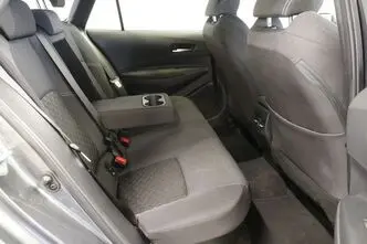 Toyota Corolla, 1.8, 72 kW, hybrid, automatic, front-wheel drive