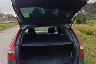 Hyundai i30, 1.6, 93 kW, bensiin, automaat, esivedu