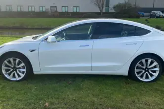 Tesla Model 3, 60 kW, electric, automatic, rear-wheel drive