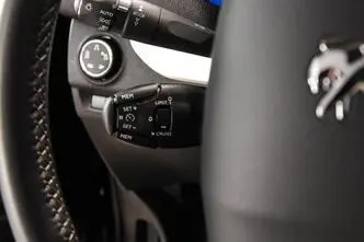 Peugeot Traveller, electric, automatic, front-wheel drive