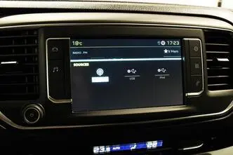 Peugeot Traveller, electric, automatic, front-wheel drive