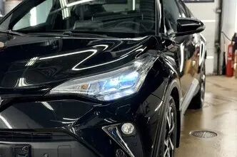Toyota C-HR, 1.8, 72 kW, hübriid, automaat, esivedu