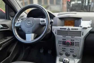 Opel Astra, 1.6, 85 kW, bensiin, manuaal, esivedu