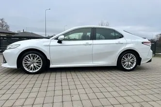 Toyota Camry, 2.5, 131 kW, hübriid, automaat, esivedu