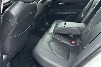 Toyota Camry, 2.5, 131 kW, hübriid, automaat, esivedu