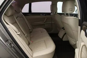 Volkswagen Phaeton, 3.0, 176 kW, diesel, automatic, four-wheel drive