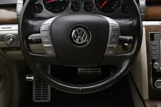 Volkswagen Phaeton, 3.0, 176 kW, diesel, automatic, four-wheel drive