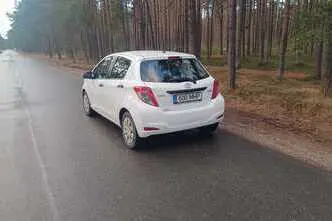 Toyota Yaris, 1.3, 73 kW, bensiin, manuaal, esivedu
