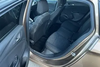 Opel Astra, 1.4, 110 kW, bensiin, automaat, esivedu