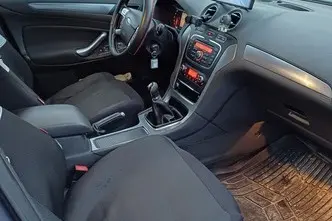 Ford Mondeo, 2.0, 107 kW, bensiin, manuaal, esivedu