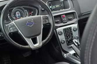 Volvo V40, 2.0, 88 kW, diisel, automaat, esivedu