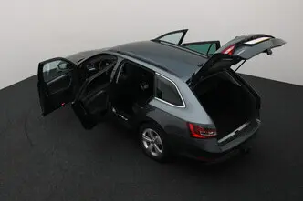 Škoda Superb, 1.6, 88 kW, diesel, automatic, front-wheel drive