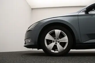Škoda Superb, 1.6, 88 kW, diesel, automatic, front-wheel drive