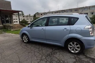 Toyota Corolla Verso, 1.8, 95 kW, petrol, manual, front-wheel drive