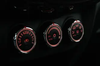 Mitsubishi ASX, 1.6, 86 kW, бензин, механическая, передний привод