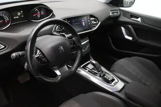 Peugeot 308, 1.5, 96 kW, diesel, automatic, front-wheel drive