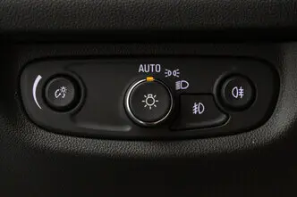 Opel Insignia, 1.5, 90 kW, дизель, механическая, передний привод