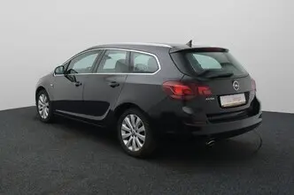 Opel Astra, 1.4, 103 kW, бензин, механическая, передний привод