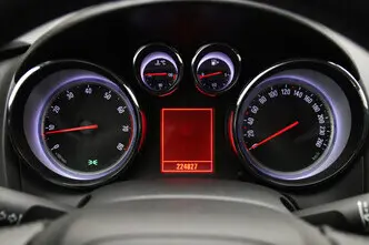Opel Astra, 1.4, 103 kW, бензин, механическая, передний привод