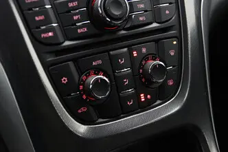 Opel Astra, 1.4, 103 kW, бензин, механическая, передний привод