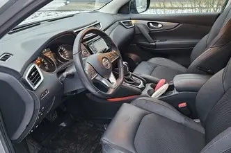 Nissan Qashqai, 1.3, 117 kW, petrol, automatic, front-wheel drive