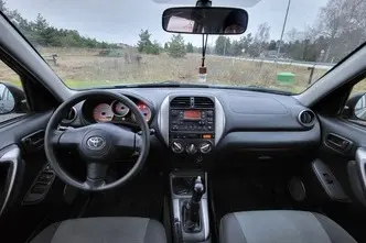 Toyota RAV4, 2.0, 110 kW, bensiin, manuaal, nelikvedu