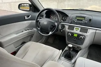 Hyundai Sonata, 2.0, 103 kW, дизель, механическая, передний привод