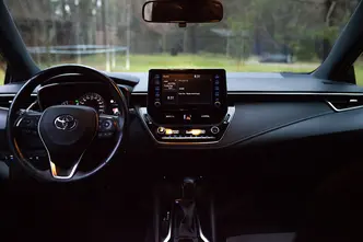 Toyota Corolla, 1.2, 85 kW, bensiin, automaat, esivedu
