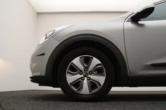 Kia Niro, 1.6, 77 kW, гибрид, автомат, передний привод