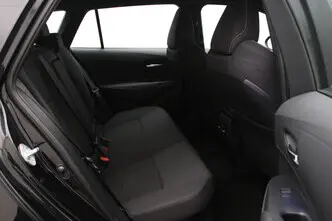 Toyota Corolla, 2.0, 112 kW, гибрид, автомат, передний привод