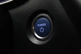 Toyota Corolla, 2.0, 112 kW, гибрид, автомат, передний привод
