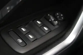 Peugeot 2008, 1.5, 88 kW, diesel, automatic, front-wheel drive