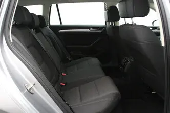 Volkswagen Passat, 1.6, 88 kW, diesel, automatic, front-wheel drive