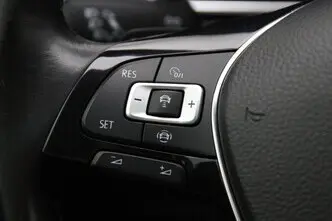 Volkswagen Passat, 1.6, 88 kW, diesel, automatic, front-wheel drive