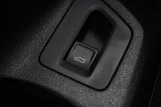 Volkswagen Passat, 1.6, 88 kW, diesel, automatic, front-wheel drive