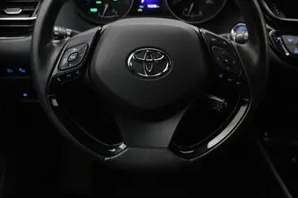 Toyota C-HR, 1.8, 72 kW, hybrid, automatic, front-wheel drive