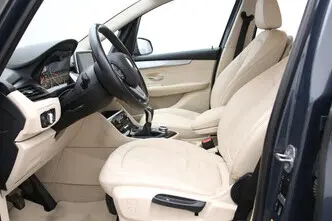 BMW 220, 2.0, 120 kW, дизель, механическая, передний привод