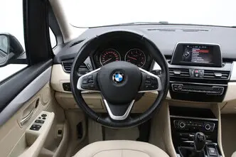 BMW 220, 2.0, 120 kW, дизель, механическая, передний привод