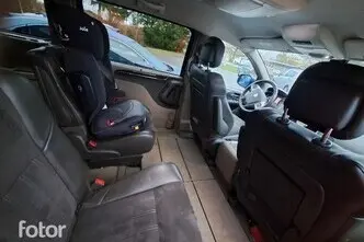 Lancia Voyager, 2.8, 120 kW, дизель, автомат, передний привод